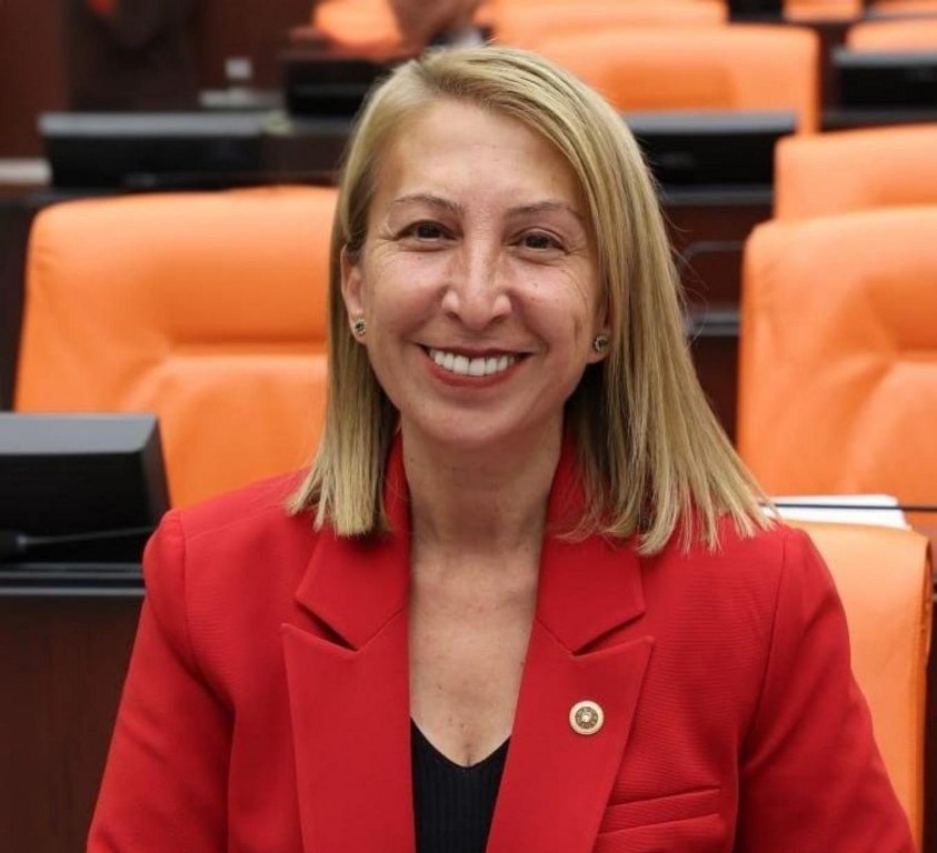 Milletvekili Öneş Derici; “Yaşasın Cumhuriyet”