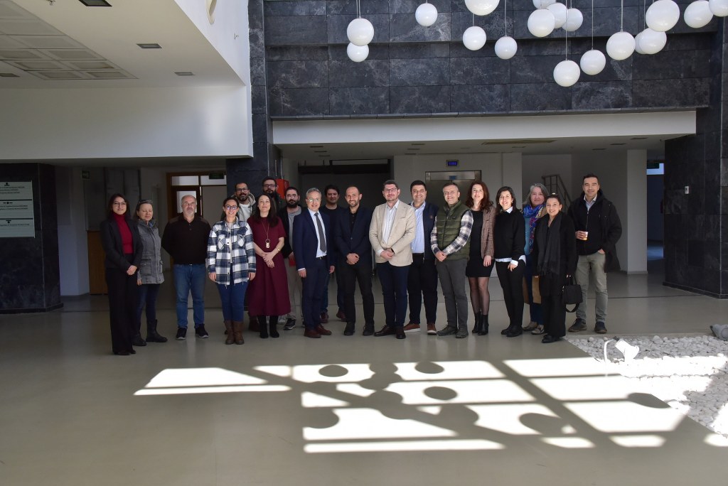 Tekno Kafe Perşembe'de proje yazımı eğitimi ele alındı