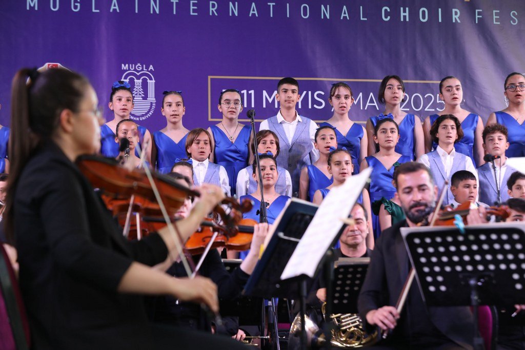 Başkan Aras: “Kültürel etkinliklere desteğimiz sürecek”