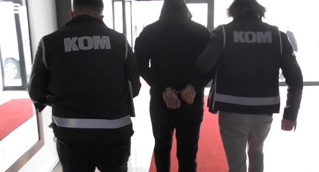 Yapay zeka videoları ile 33 kişiyi 15 milyon lira dolandırdılar