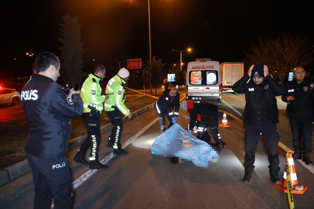 Yaya geçidinde kaza: 16 yaşındaki çocuk hayatını kaybetti