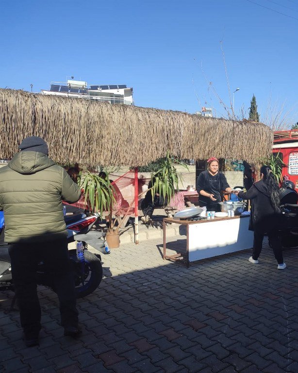 “Al Yazmalım Köfte Ve Piyaz” hizmete başladı