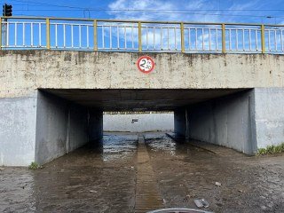 Alt geçitte boğulan sürücü son yolculuğuna uğurlandı