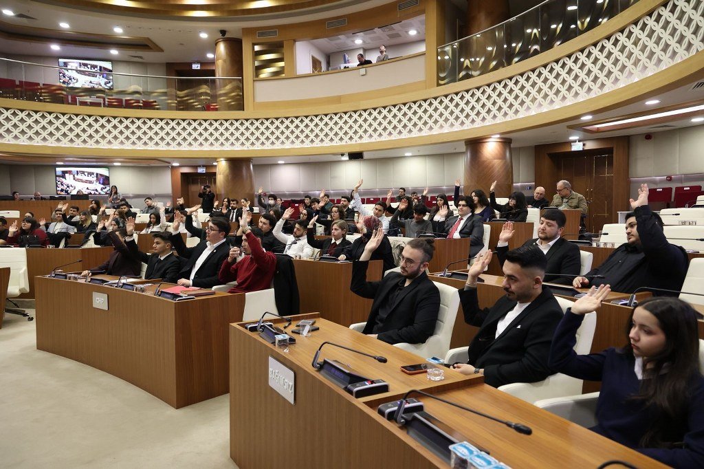  Antalya ile Muğla Büyükşehir Gençlik Meclisleri kardeş oluyor