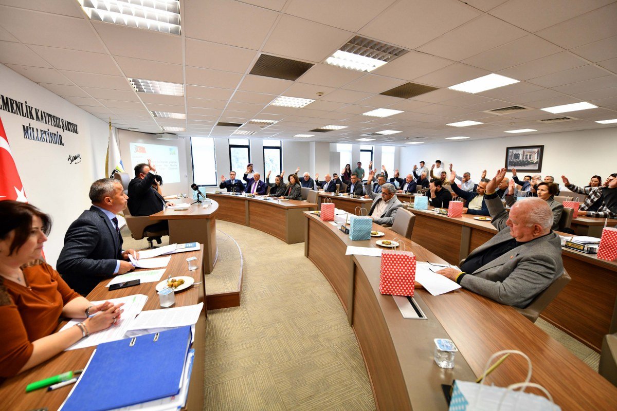 4’ü gündem dışı olmak üzere, 14 madde görüşüldü