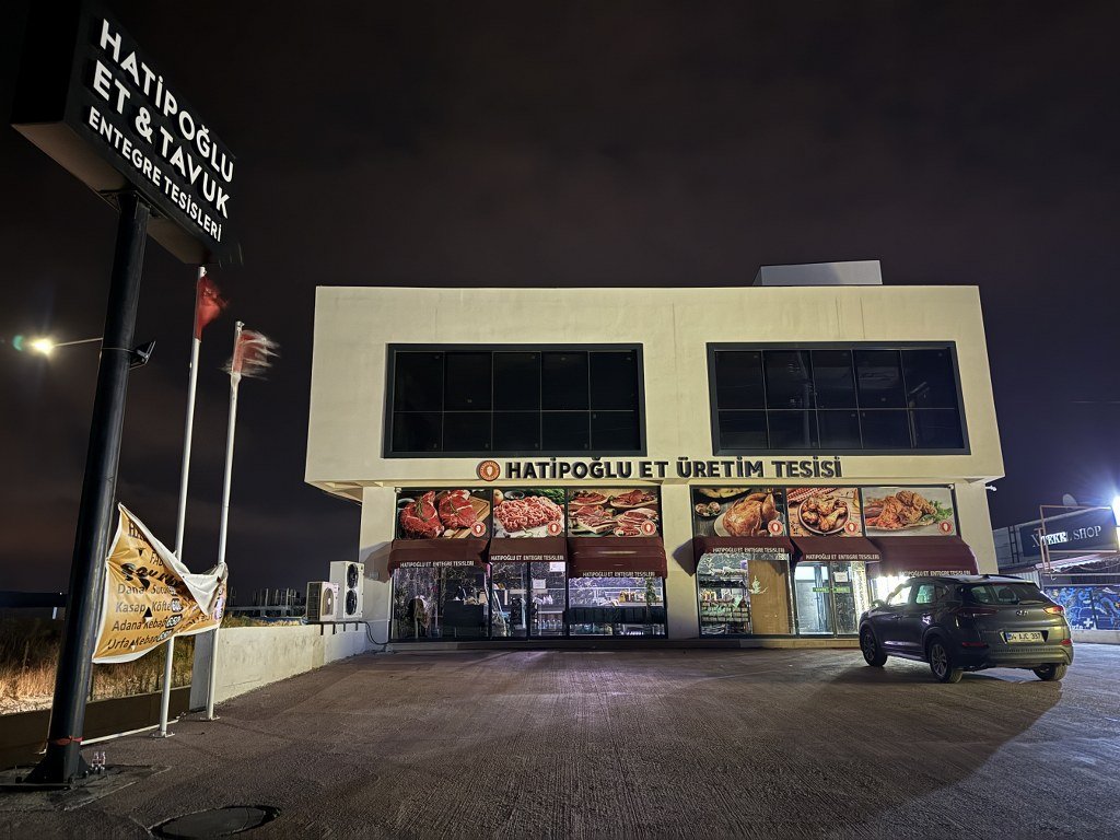 Et ve tavuk tesisinde asansör düştü: 1 işçi hayatını kaybetti