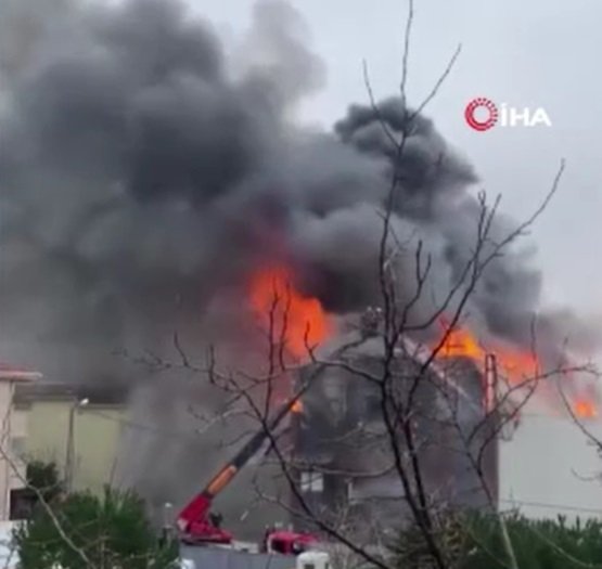 Ferhatpaşa’da bir iş yerinde yangın çıktı