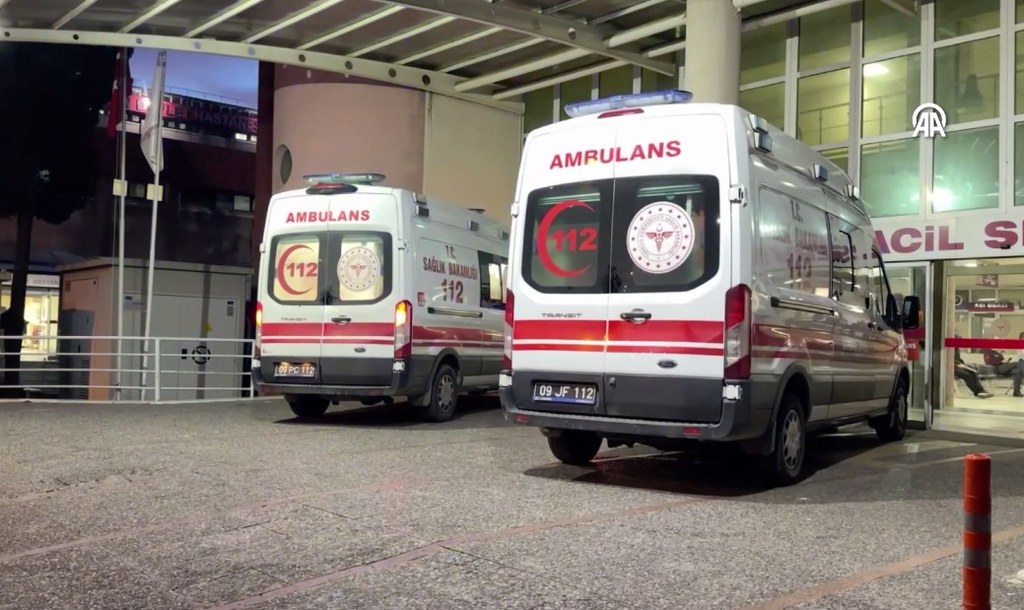 Sıra kavgasında darbedilen kişi ağır yaralandı