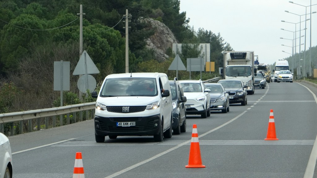Tatilci yoğunluğu başladı
