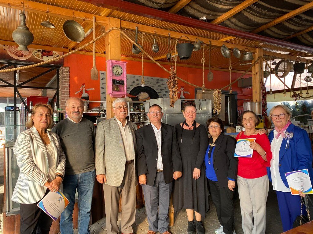 BES Fethiye’de 14 kişiye teşekkür plaketi, 6 kişiye de sertifika takdim edildi