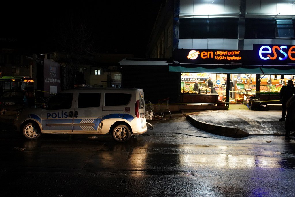 Göğsünden bıçaklanmıştı kurtarılamadı: Kaçan şüpheli yakalandı