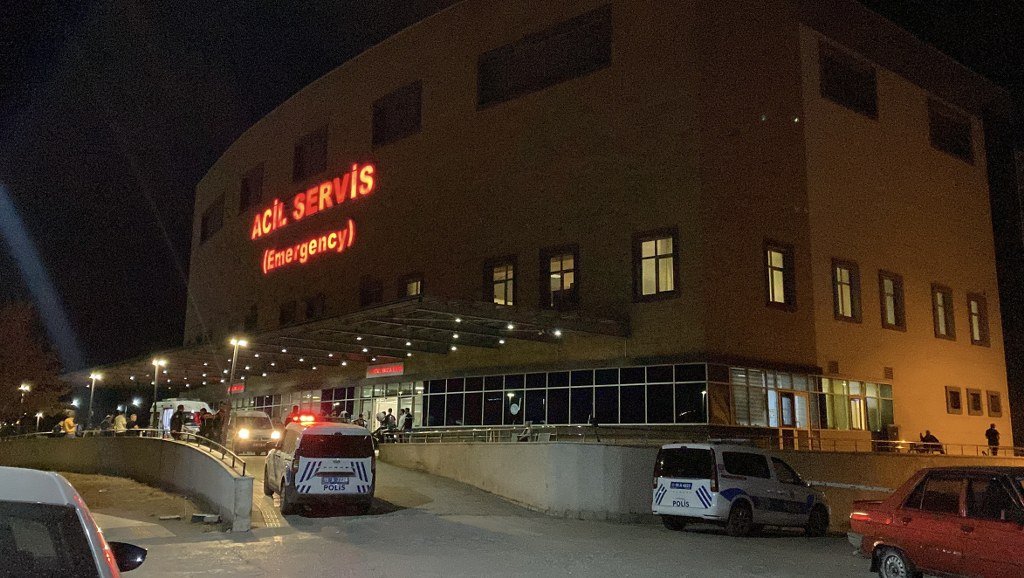 Hayvan otlatma kavgasında komşusunu öldürüp intihar etti