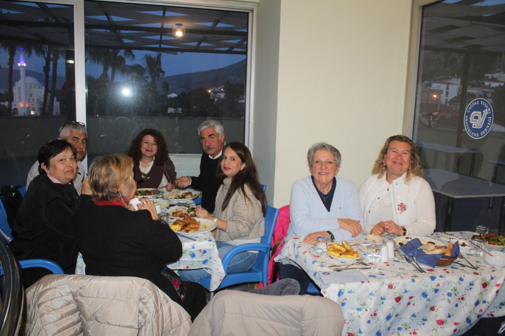 ÇYDD Fethiye yönetimi üyelerle bir araya geldi