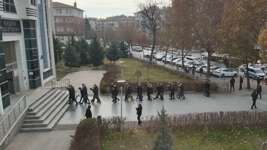 DEAŞ operasyonu: 10 tutuklama