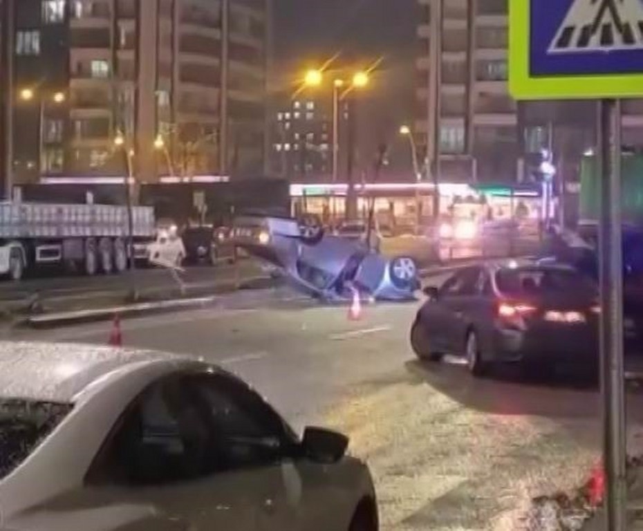 Otomobil takla attı: 1 yaralı