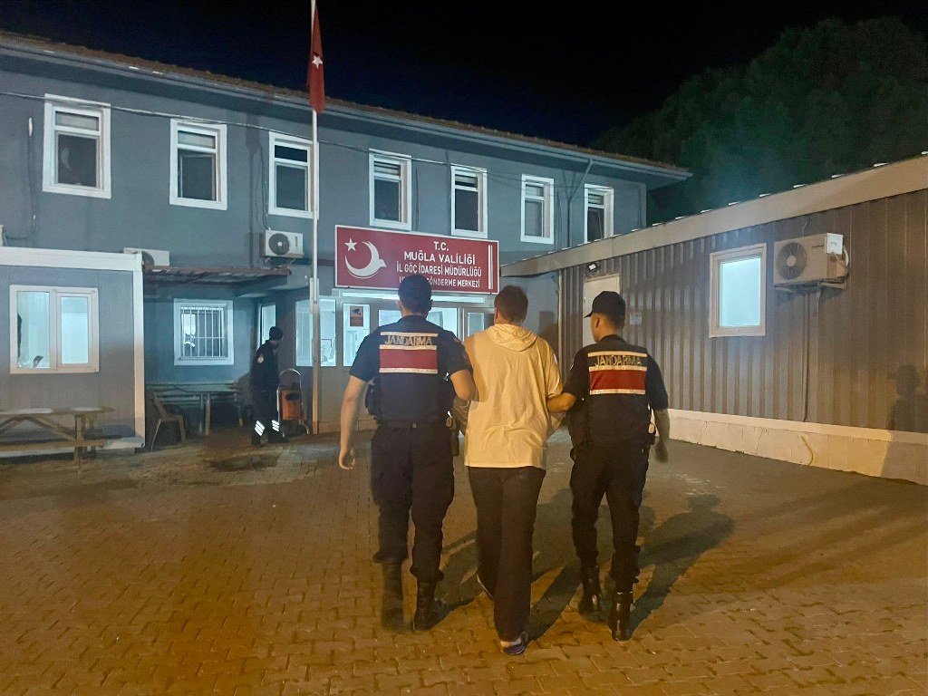 İnterpol ve Europol’un cinsel taciz suçundan aradığı şahıs Ölüdeniz’de yakalandı