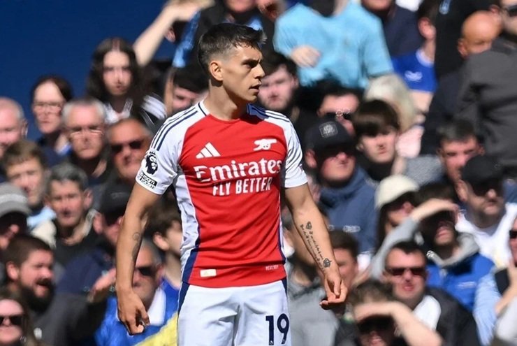 Fenerbahçe, Arsenal'in yıldızıyla el sıkıştı