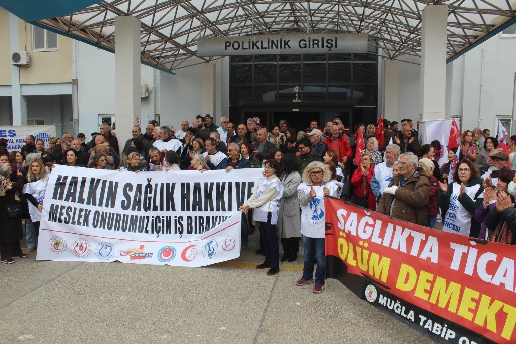 “Şiddet, mobbing ve güvencesiz çalışma kabul edilemez”