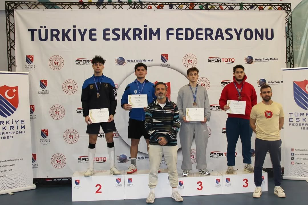 Fethiyeli eskrim sporcusu Ada Budak’tan büyük başarı