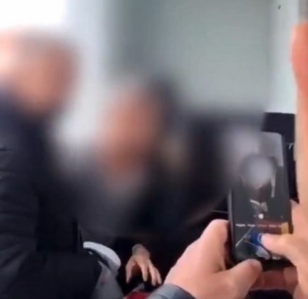 FETÖ üyeliğinden aranan eski müdür çamaşırların arasında yakalandı