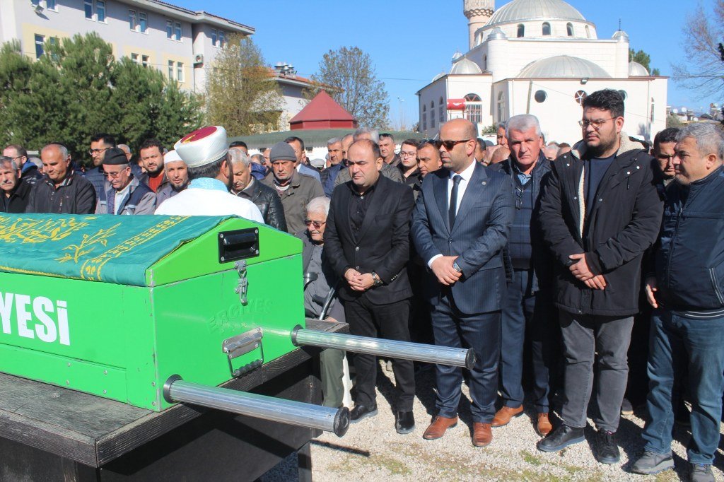 Başkan Akdenizli’nin acı günü