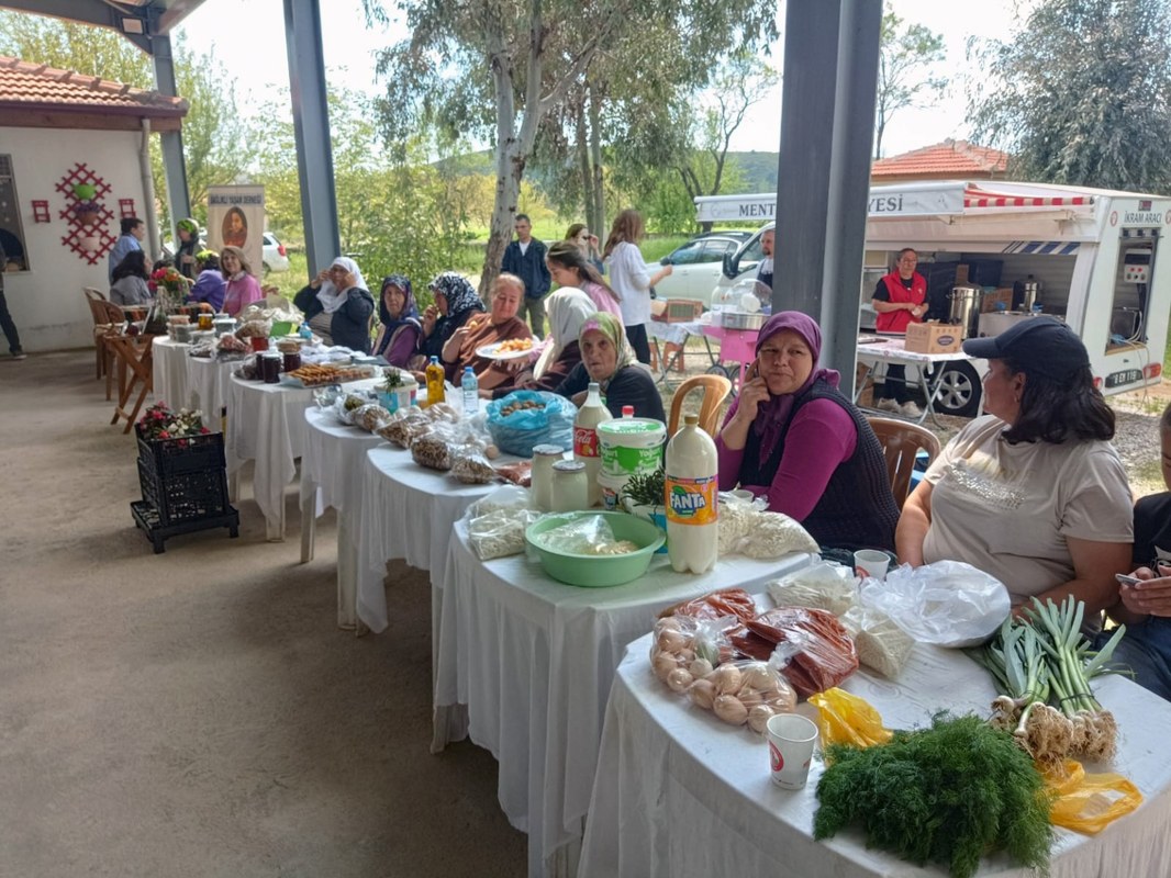 Gülağzı mahallesinde Hıdırellez şenliği