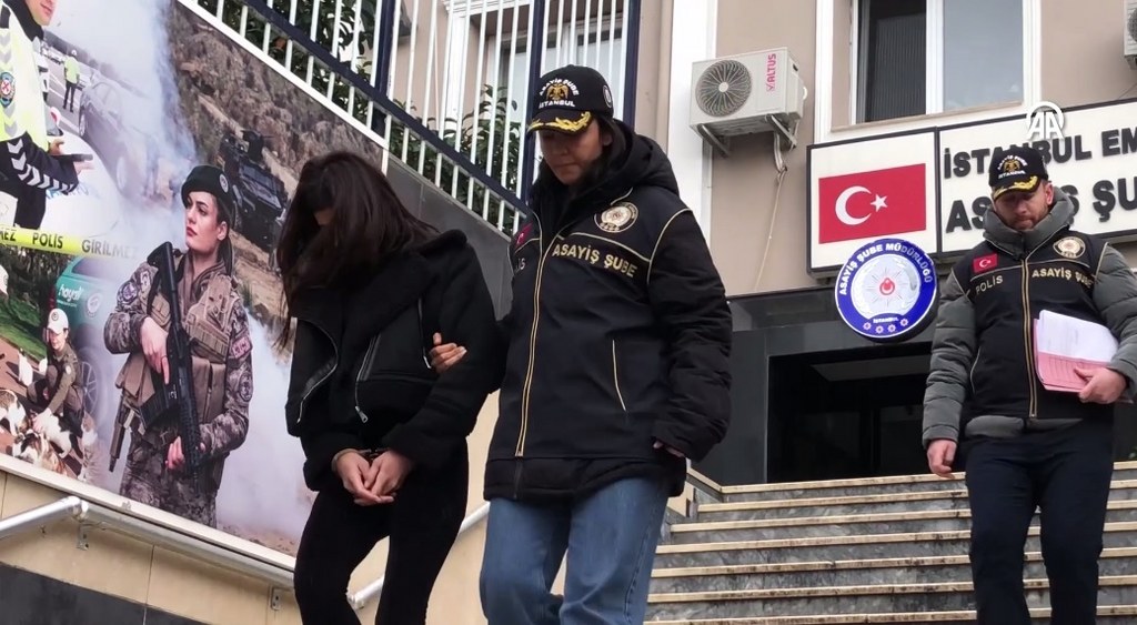 7 yaşındaki kızıyla 3 evden hırsızlık yapan zanlı tutuklandı