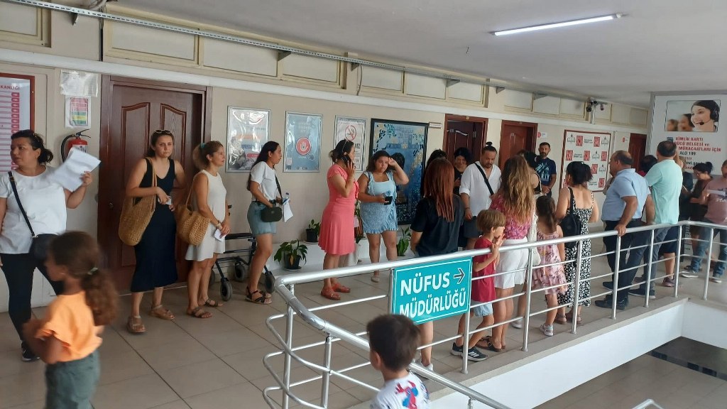 Veliler Fethiye İlçe Milli Eğitim Müdürlüğü’ne koştu