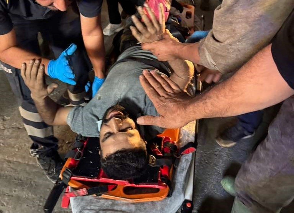 Geri dönüşüm tesisinde iş kazası: Bir kişi helezona sıkıştı