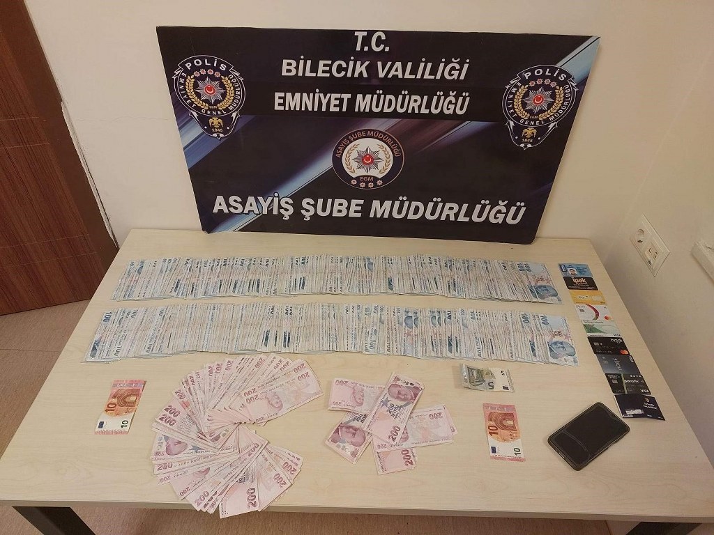 Kendisini jandarma olarak tanıttı, 500 bin TL'lik vurgun yaptı