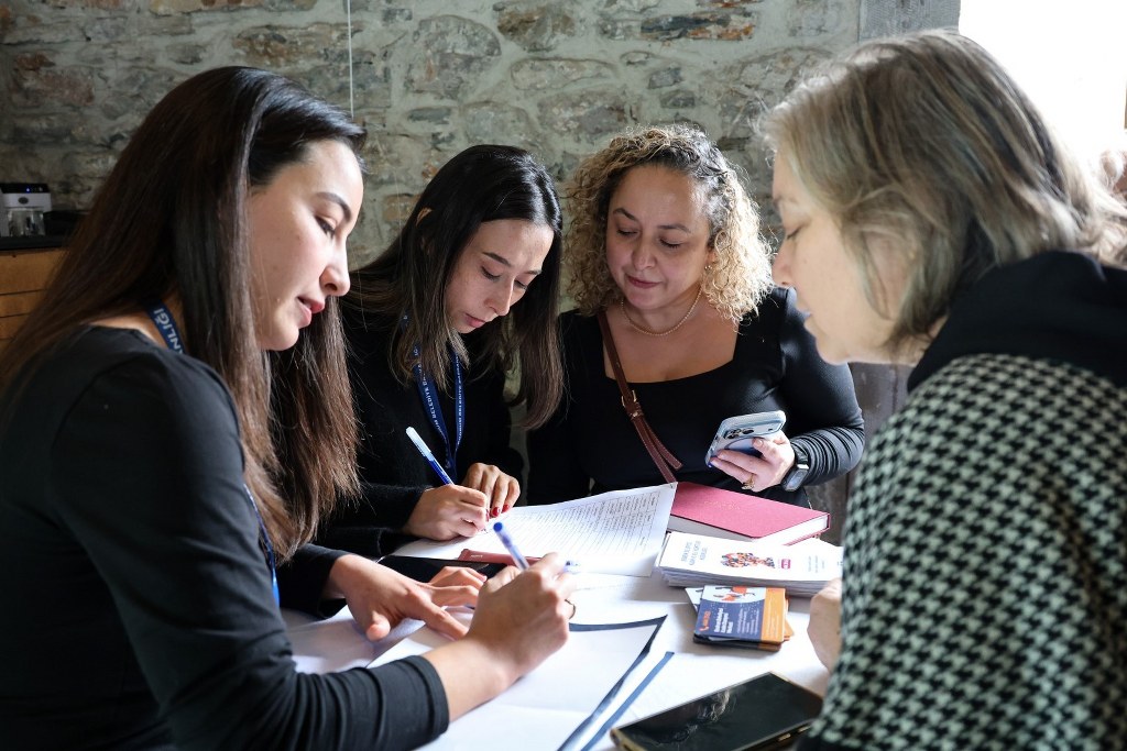 Kadın girişimciler için online ticaret semineri düzenlendi