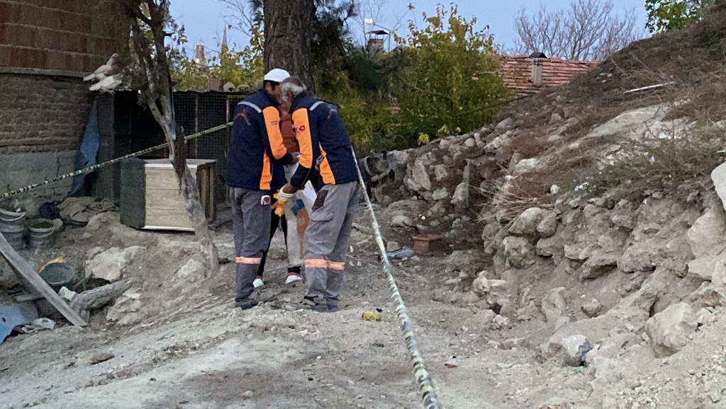 Belediyenin kazı çalışması sırasında insan kemikleri bulundu