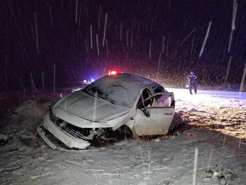 Kar yağışıyla genel kaza: 7 yaralı