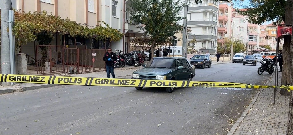  Otomobilin çarptığı 5 yaşındaki çocuk ağır yaralandı