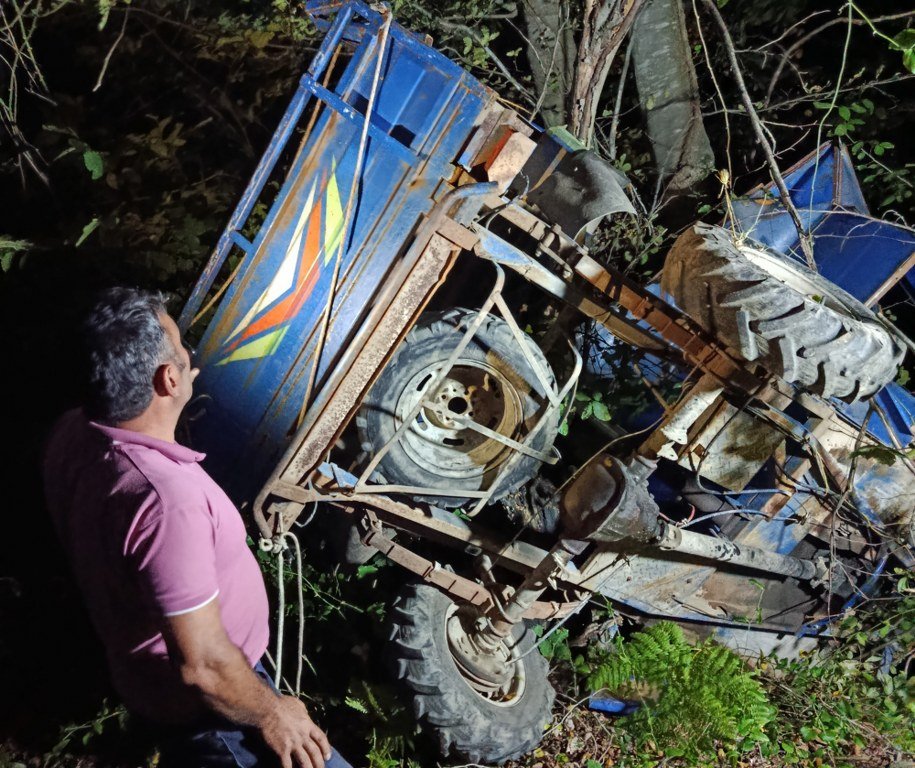 Uçuruma yuvarlanan aracın altında kalan sürücü hayatını kaybetti