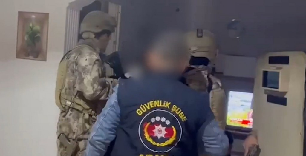 1,7 ton fosil ununa emdirilmiş kokain yakalandı