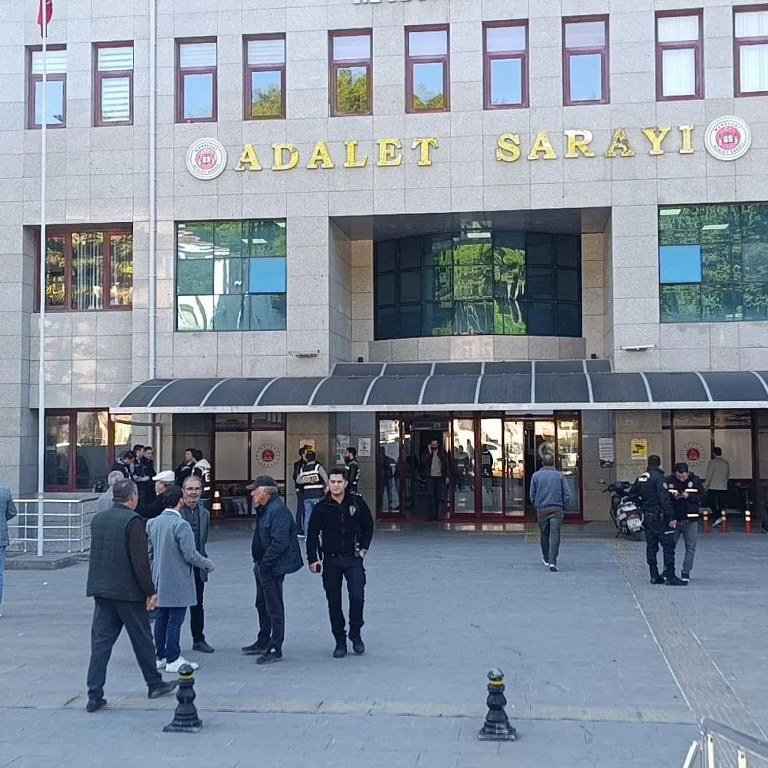 Tutuksuz sanık Demir: 