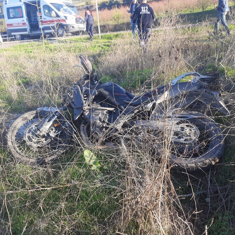 Motosiklet kazası: 20 yaşındaki genç kurtarılamadı
