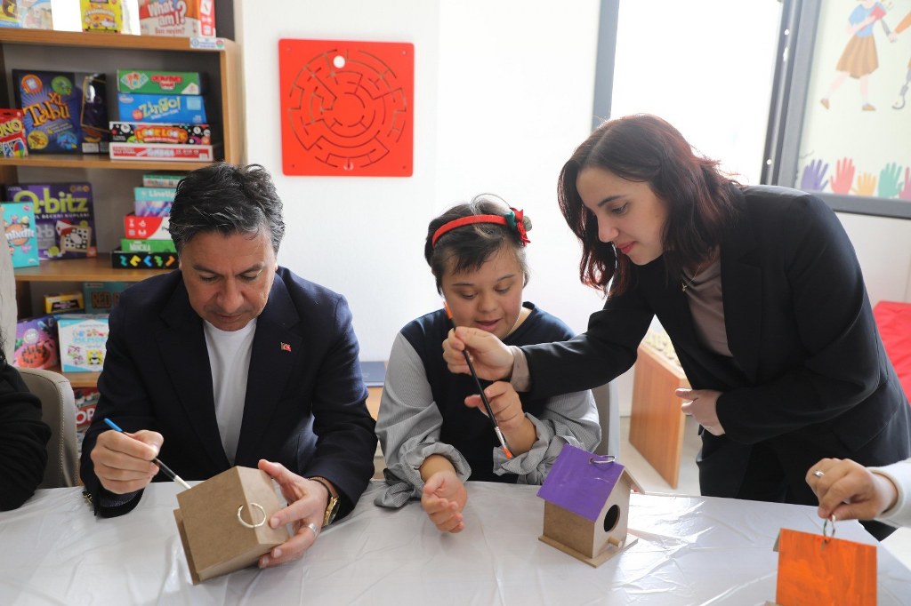  Engeller Muğla’da sevgi ve hizmetlerle aşılıyor