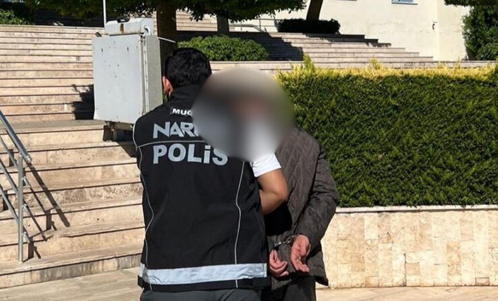 Muğla’da aranan 2 hükümlü yakalandı