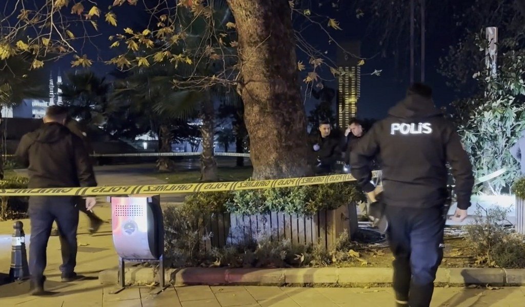 Datça'da bir kişi intihar etti