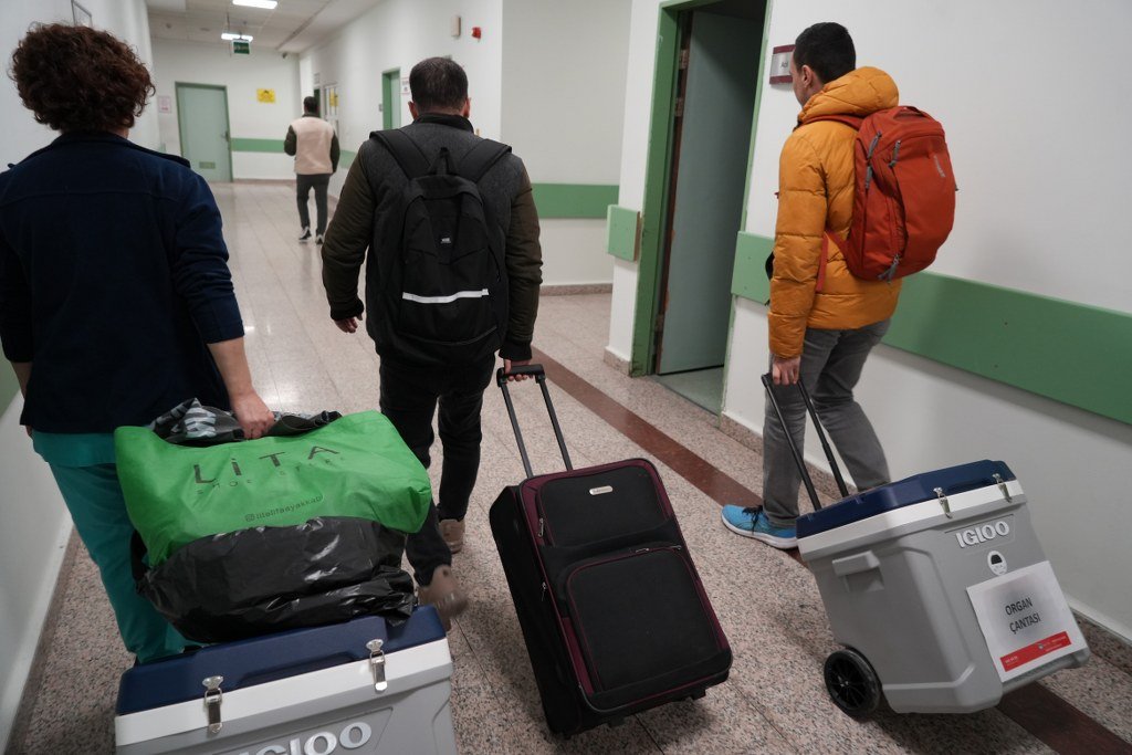 50 yaşındaki kadın organlarıyla 3 kişiye can oldu