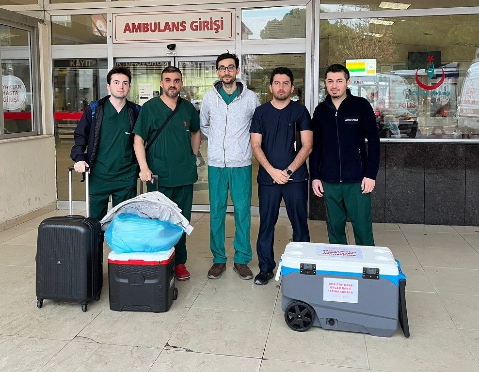 81 yaşındaki adamın organları başkalarına umut oldu