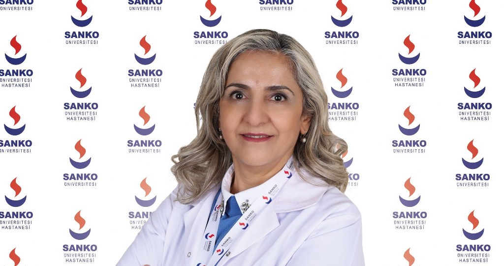 Cilt lekeleri en sık güneş hasarına bağlı nedenlerle görülür