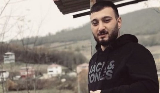 Otomobil tırın altına girdi: Sürücünün kimliği otopside belirlendi