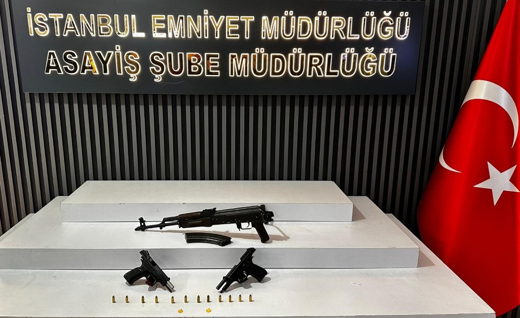 Plazaya silahlı saldırıyla ilgili 5 şüpheli yakalandı