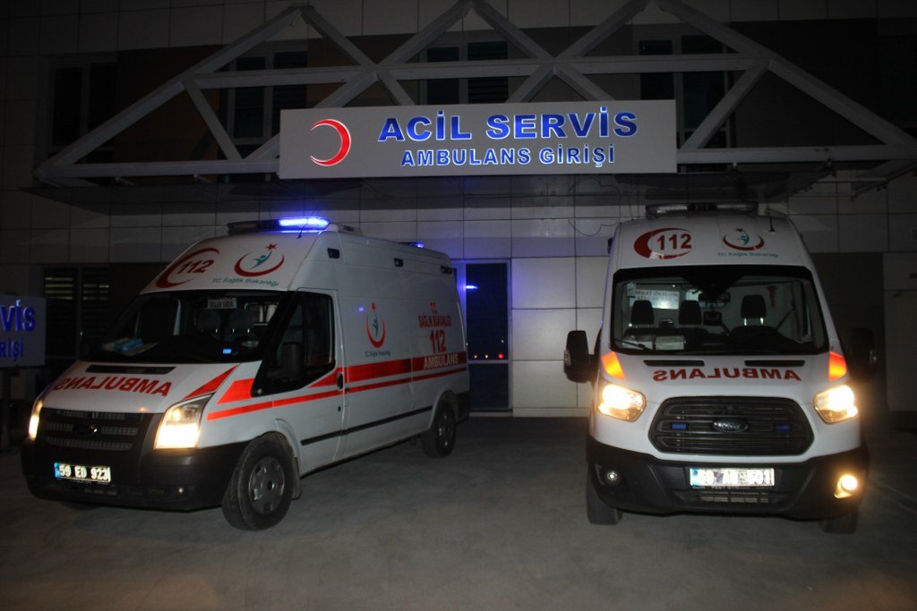 Restoranda silahlı kavga: İyi Parti ilçe başkanının oğlu kurtarılamadı