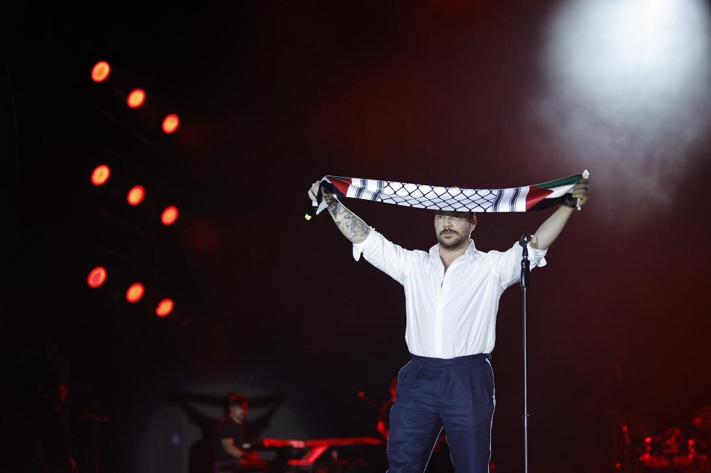  Sinan Akçıl'dan destek