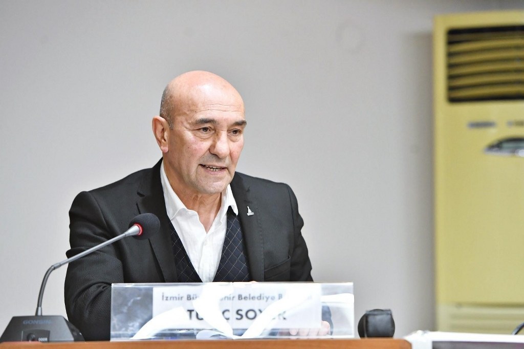 ‘Zimmet’ soruşturması: Soyer ve Aslanoğlu tutuklandı