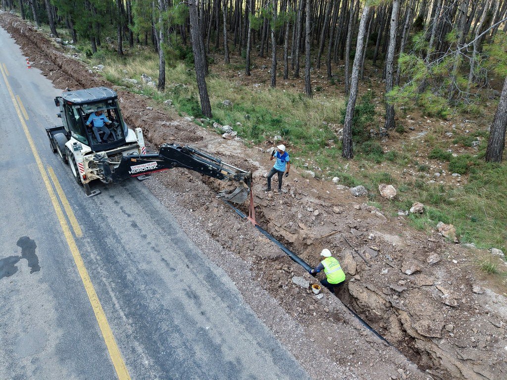 Fethiye’nin Kayaköy ve Karakeçililer Mahallesinin su sorunu çözülüyor